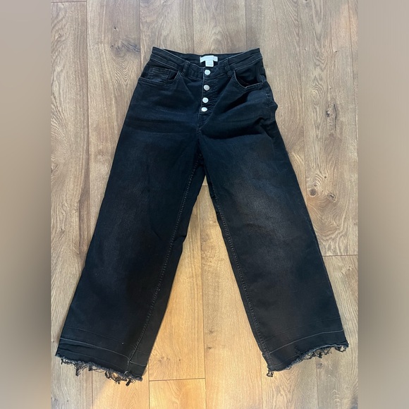 H&M black high wasted wide leg jeans size 6 - Picture 1 of 2